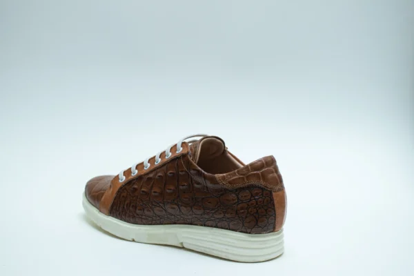 Amazwi Sneakers - Image 2